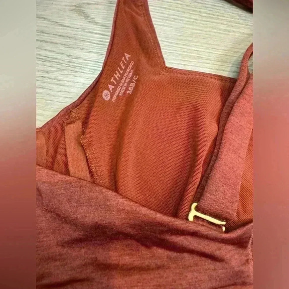 Athleta Women’s Aqualuxe Rust Red Twist Swimsuit Size Bra 36B/C Panties XS - Picture 6 of 9